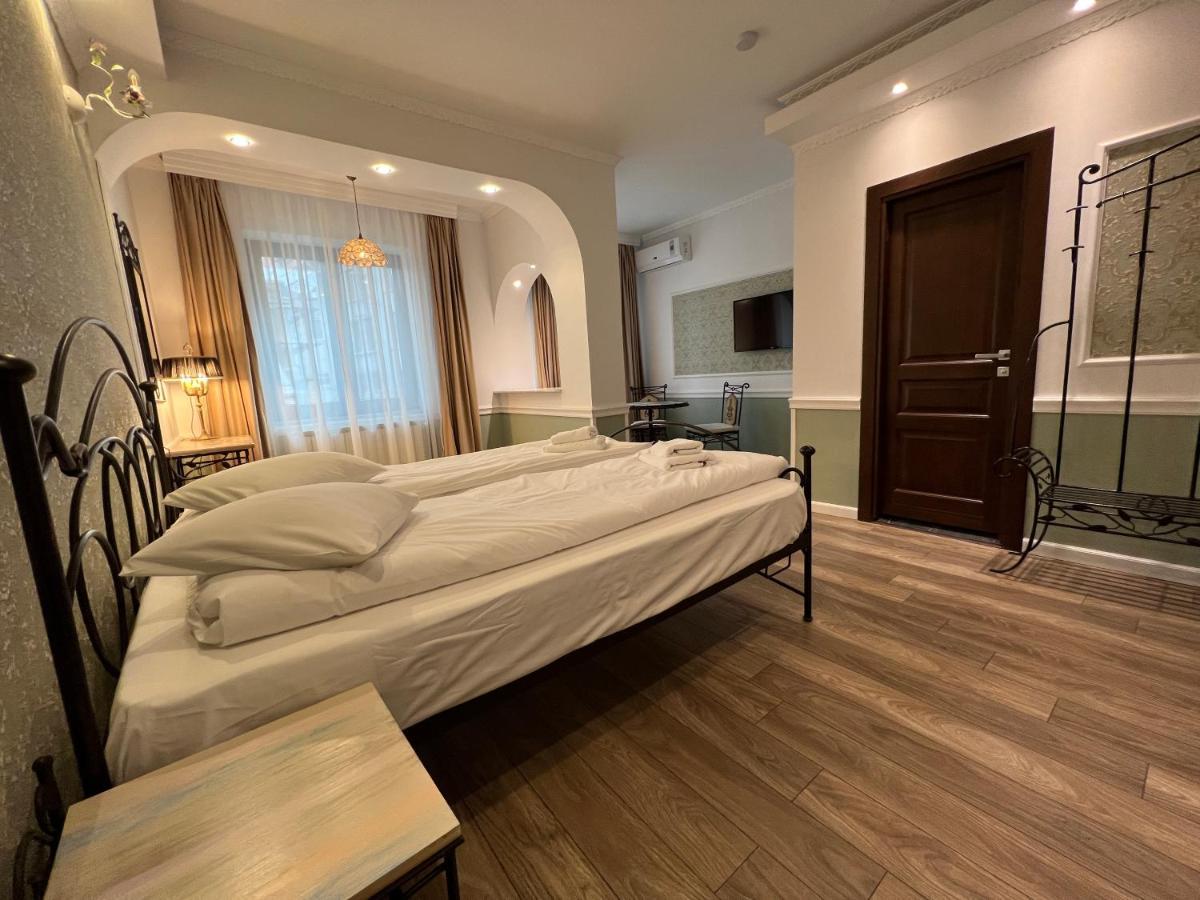 Hotel Boutique Cathedral Plaza Residences Room For Rent Downtown Bucareste Exterior foto