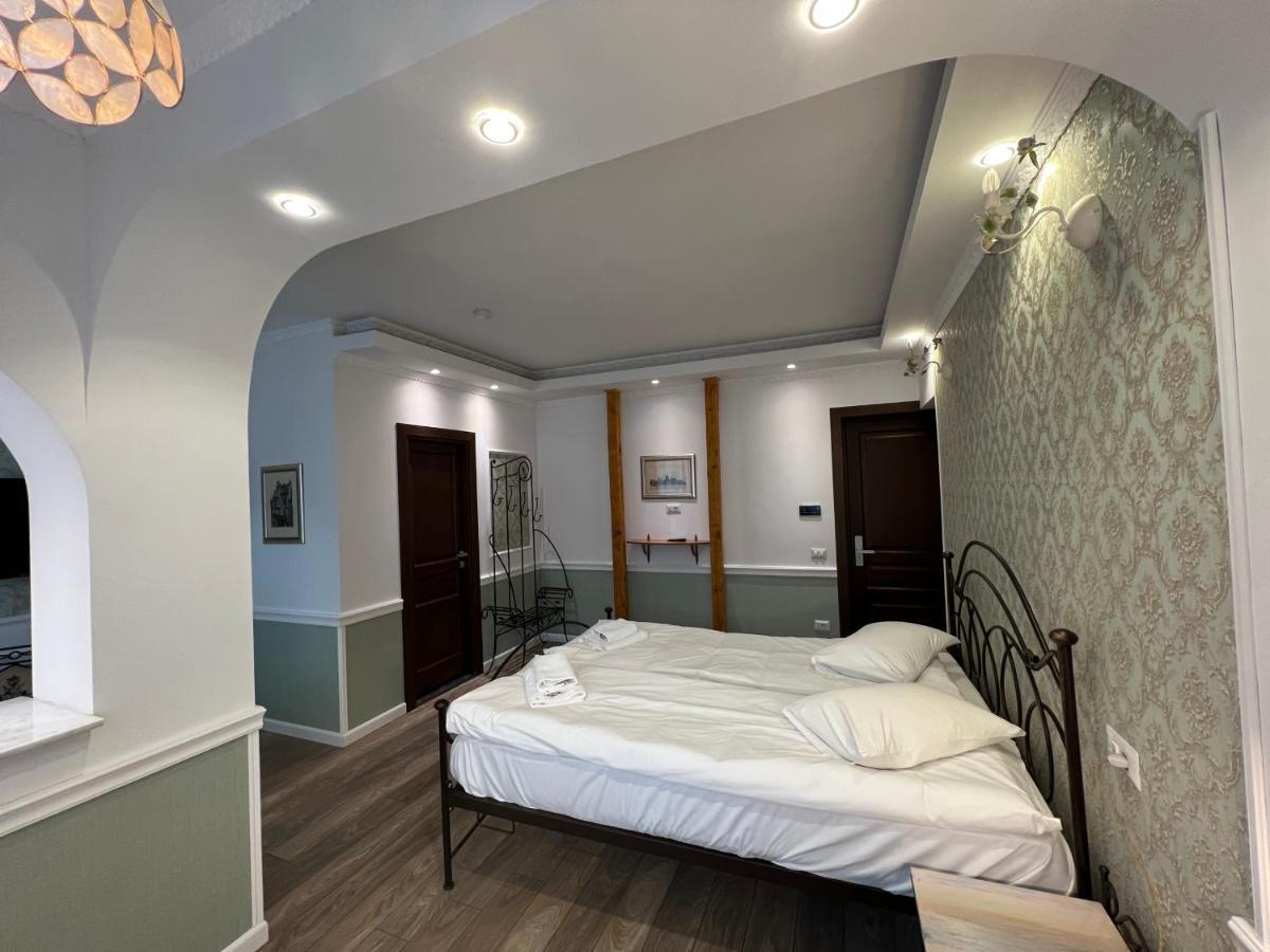 Hotel Boutique Cathedral Plaza Residences Room For Rent Downtown Bucareste Exterior foto