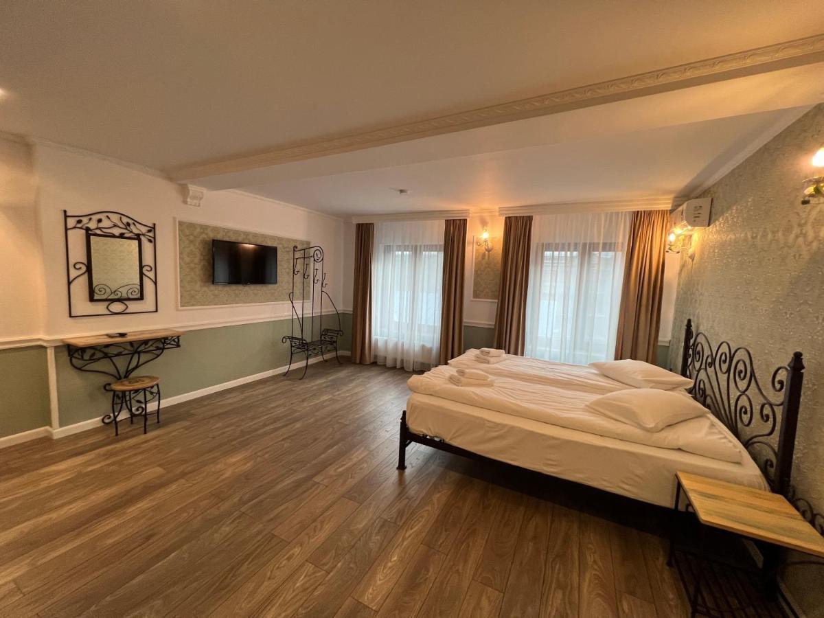 Hotel Boutique Cathedral Plaza Residences Room For Rent Downtown Bucareste Exterior foto