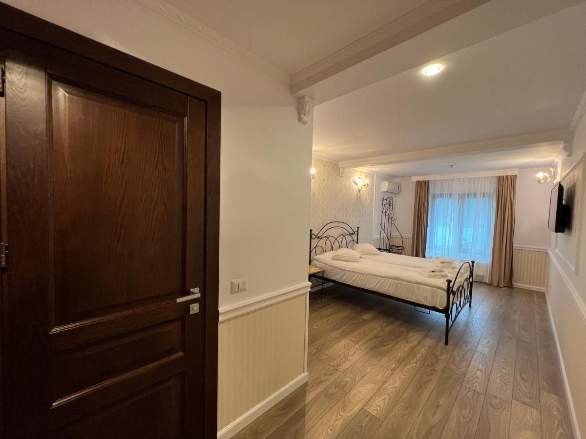 Hotel Boutique Cathedral Plaza Residences Room For Rent Downtown Bucareste Exterior foto